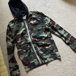 Camouflage Hooded Women's Jacket